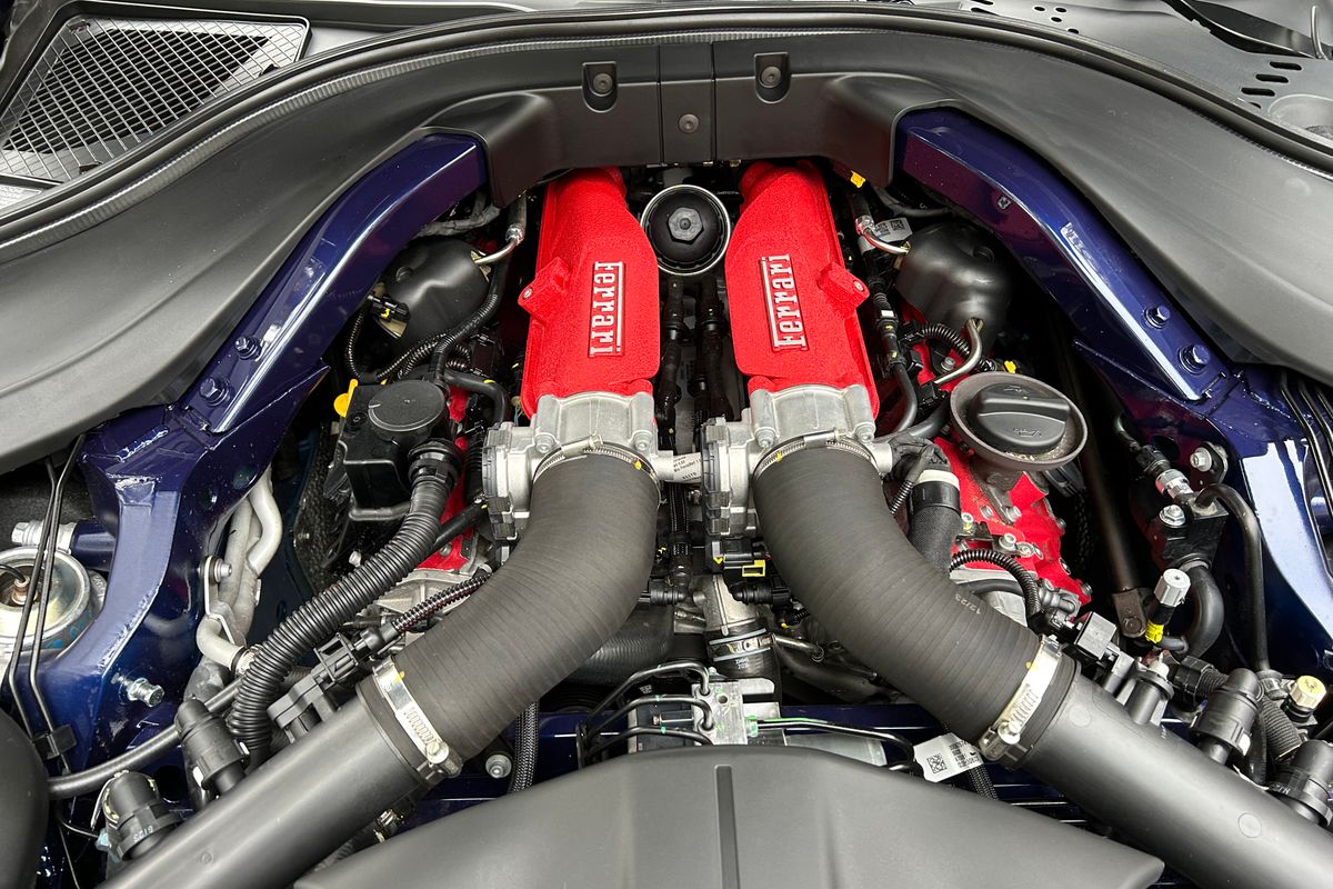 Ferrari Roma Spider