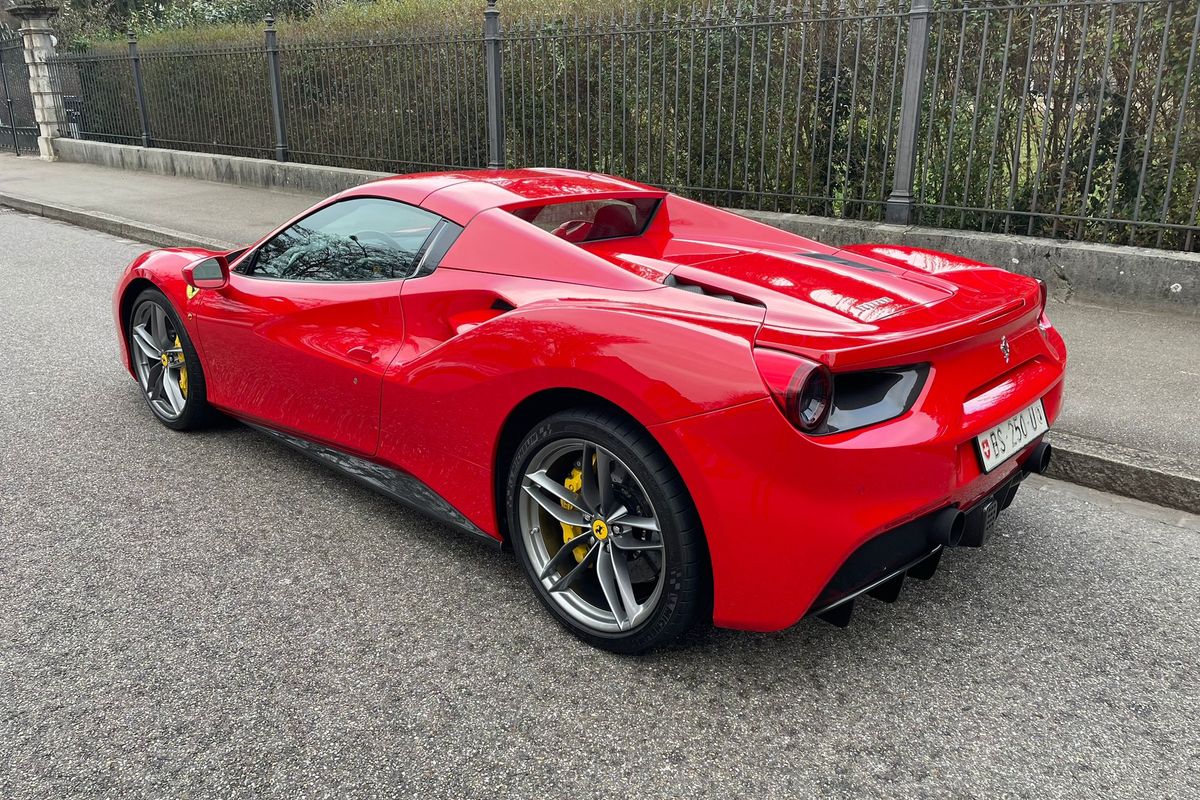 Ferrari 488 Spider