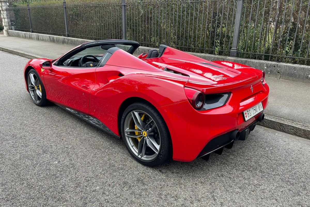 Ferrari 488 Spider