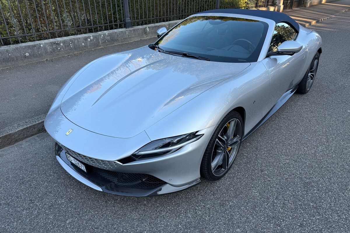 Ferrari Roma Spider