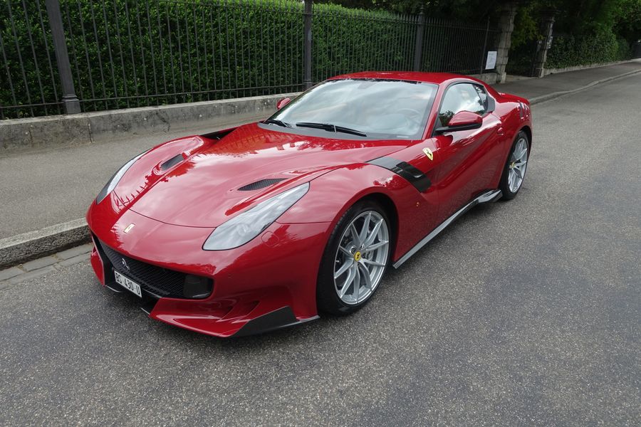 /en/stock/previously-sold/details/ferrari-f12-tdf/54