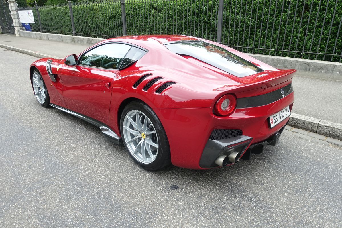 Ferrari F12 TDF