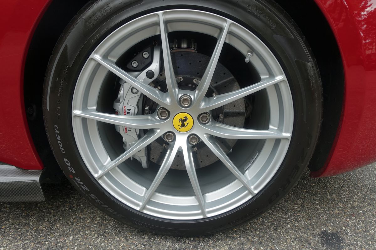 Ferrari F12 TDF