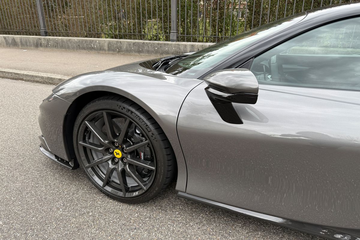 Ferrari SF90 Stradale "Assetto Fiorano"