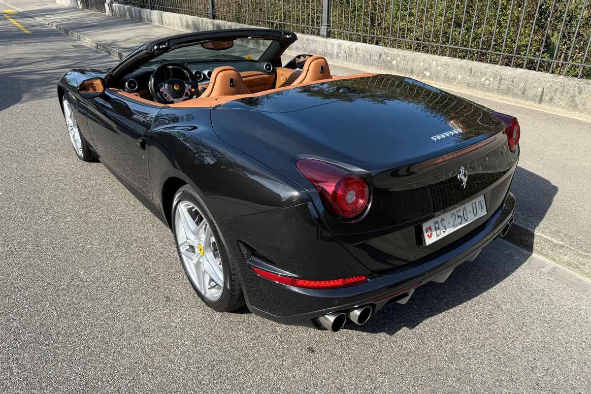 Ferrari California T