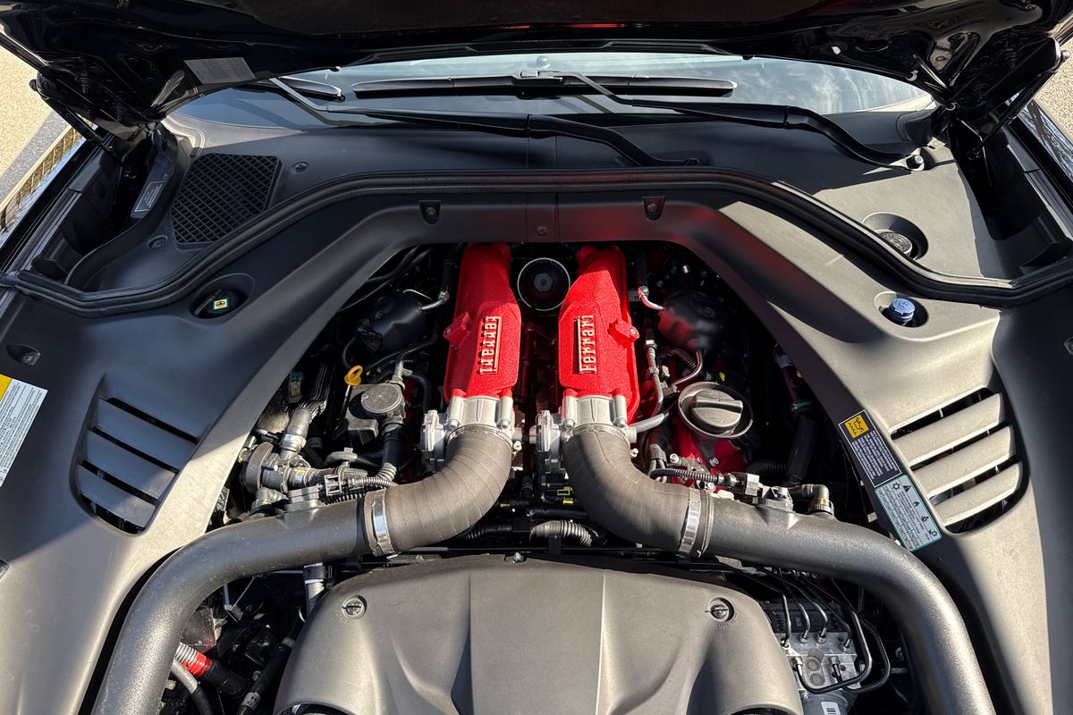 Ferrari California T