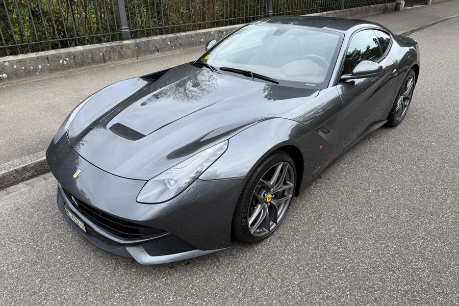 /en/stock/previously-sold/details/ferrari-f12-berlinetta/573