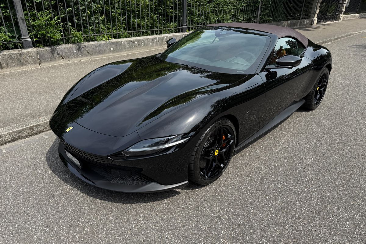 Ferrari Roma Spider