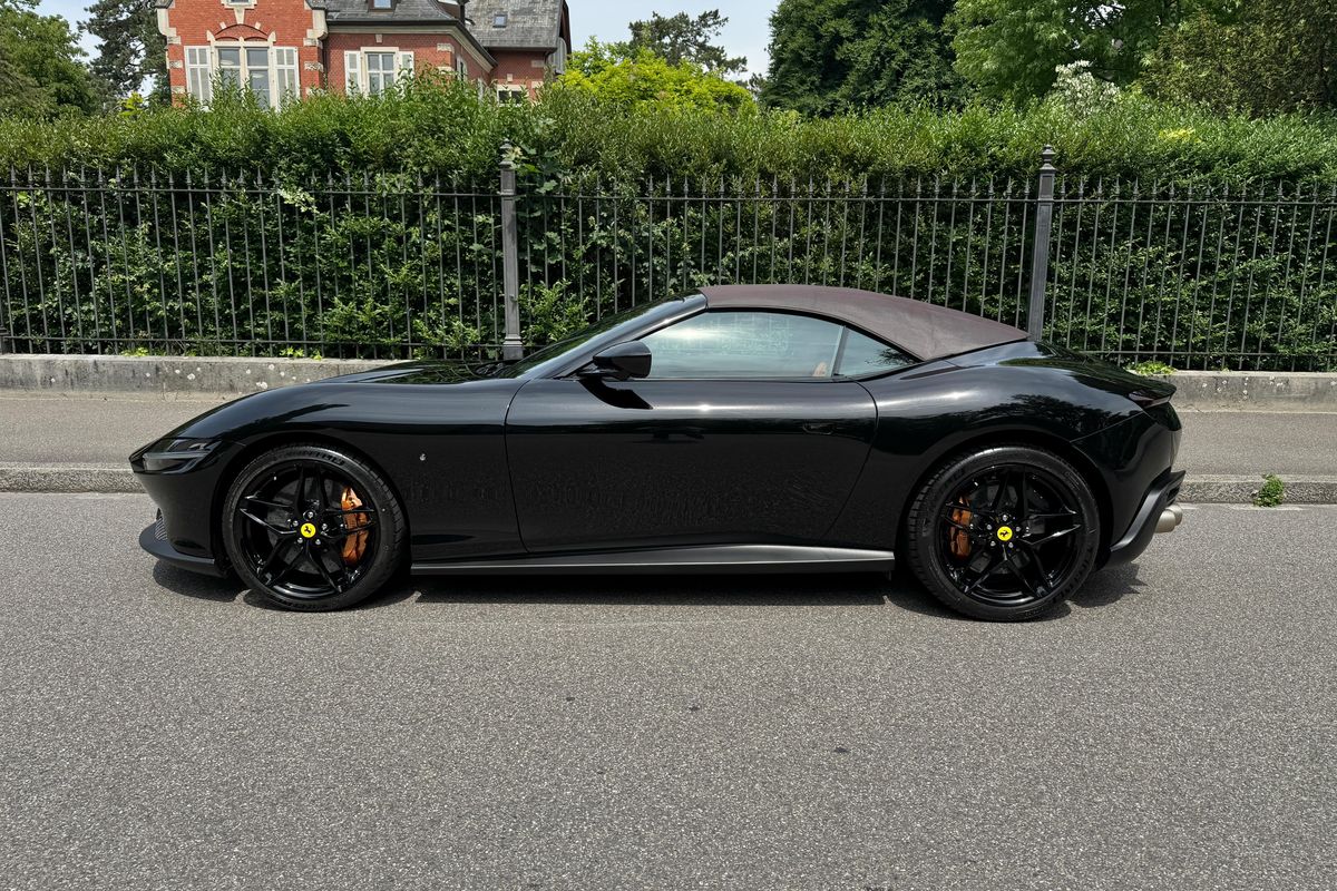 Ferrari Roma Spider