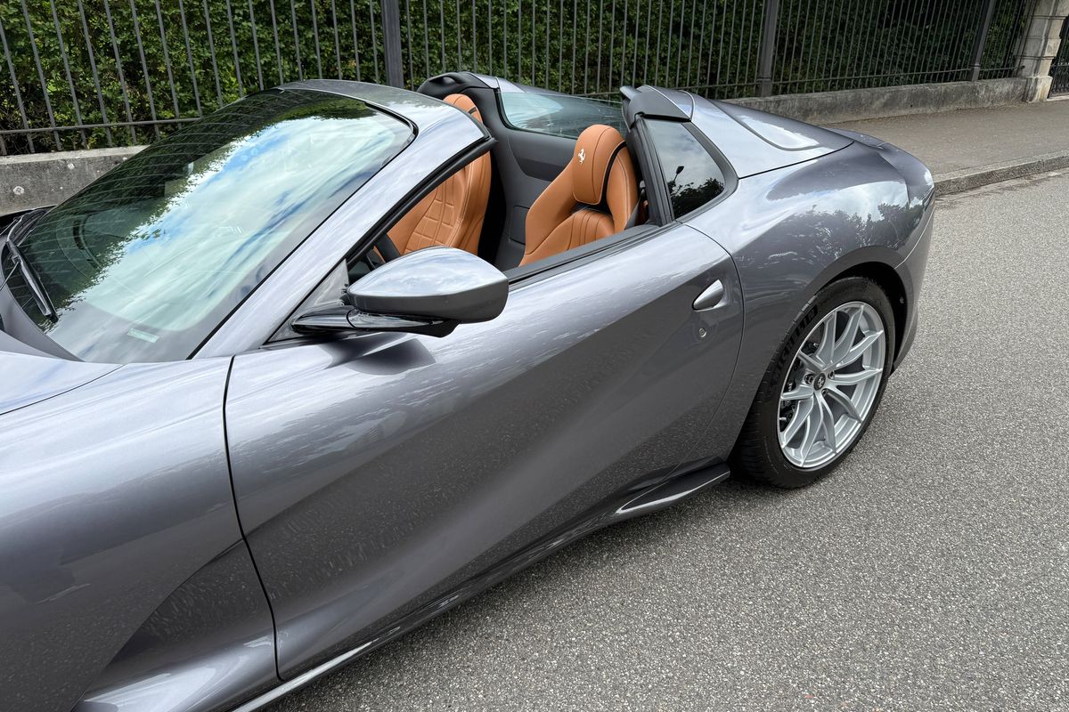 Ferrari 812 GTS