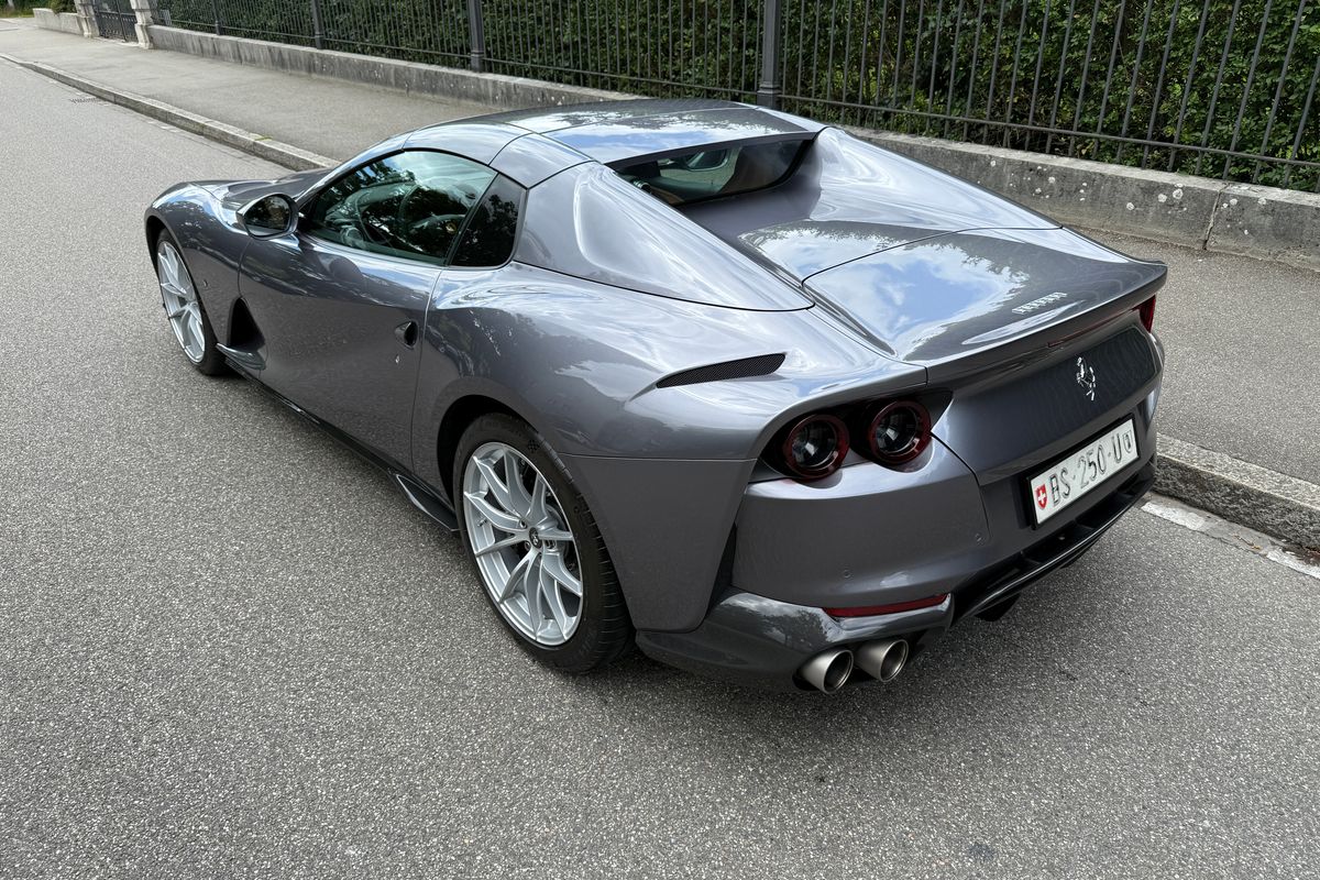 Ferrari 812 GTS