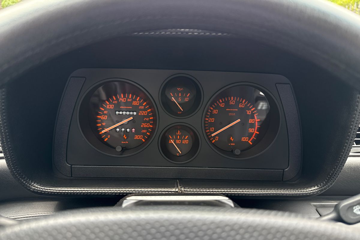 Ferrari 348 GTS