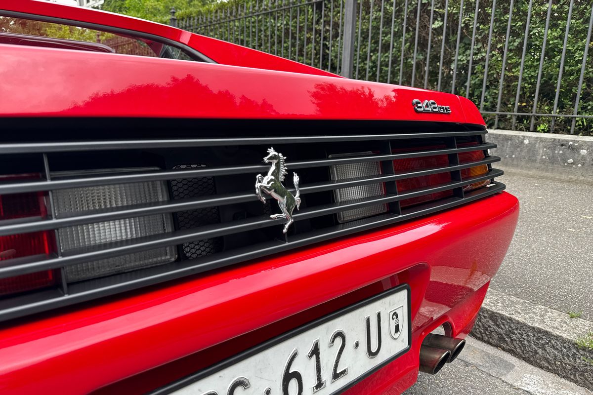 Ferrari 348 GTS