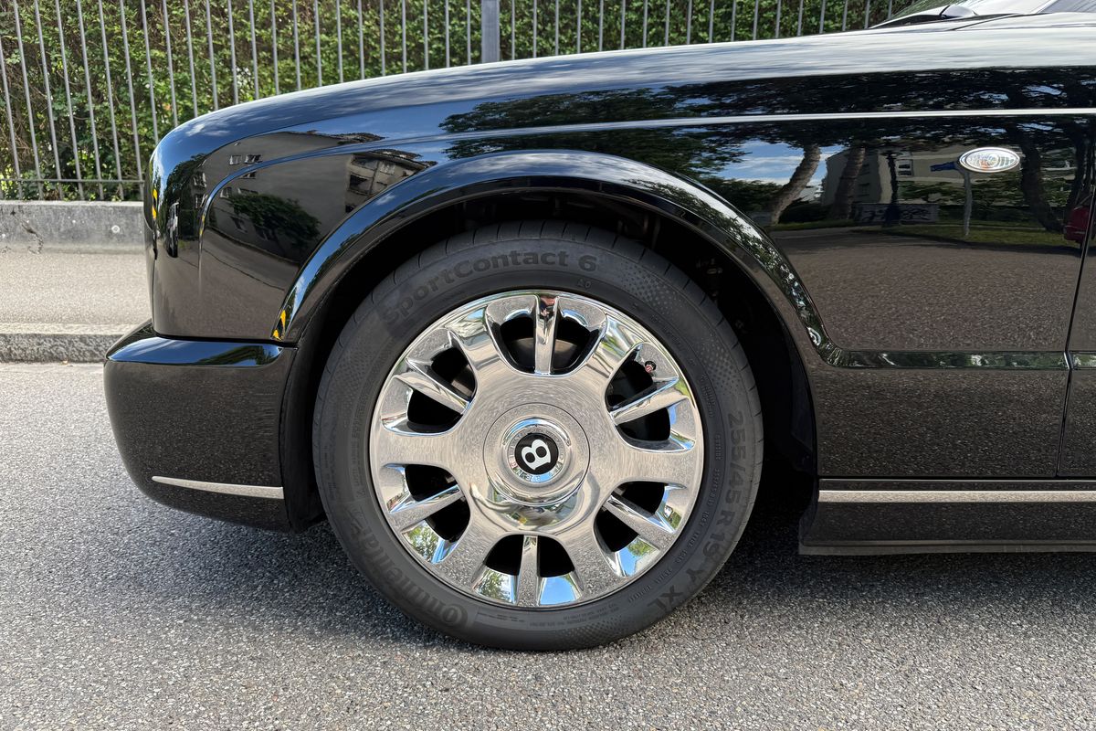 Bentley Azure