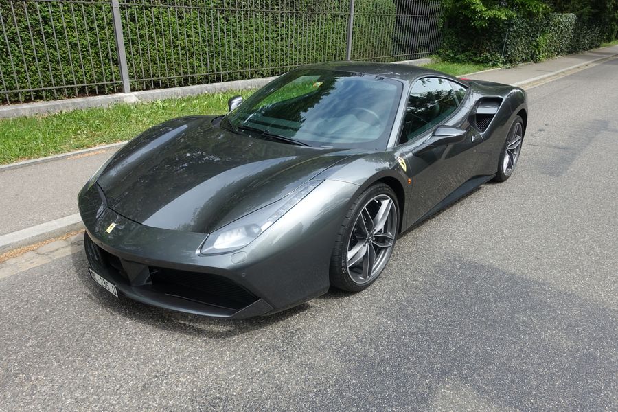 /en/stock/previously-sold/details/ferrari-488-gtb/55