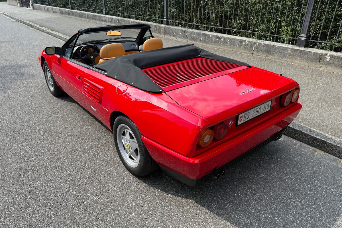 Ferrari Mondial T Cabriolet