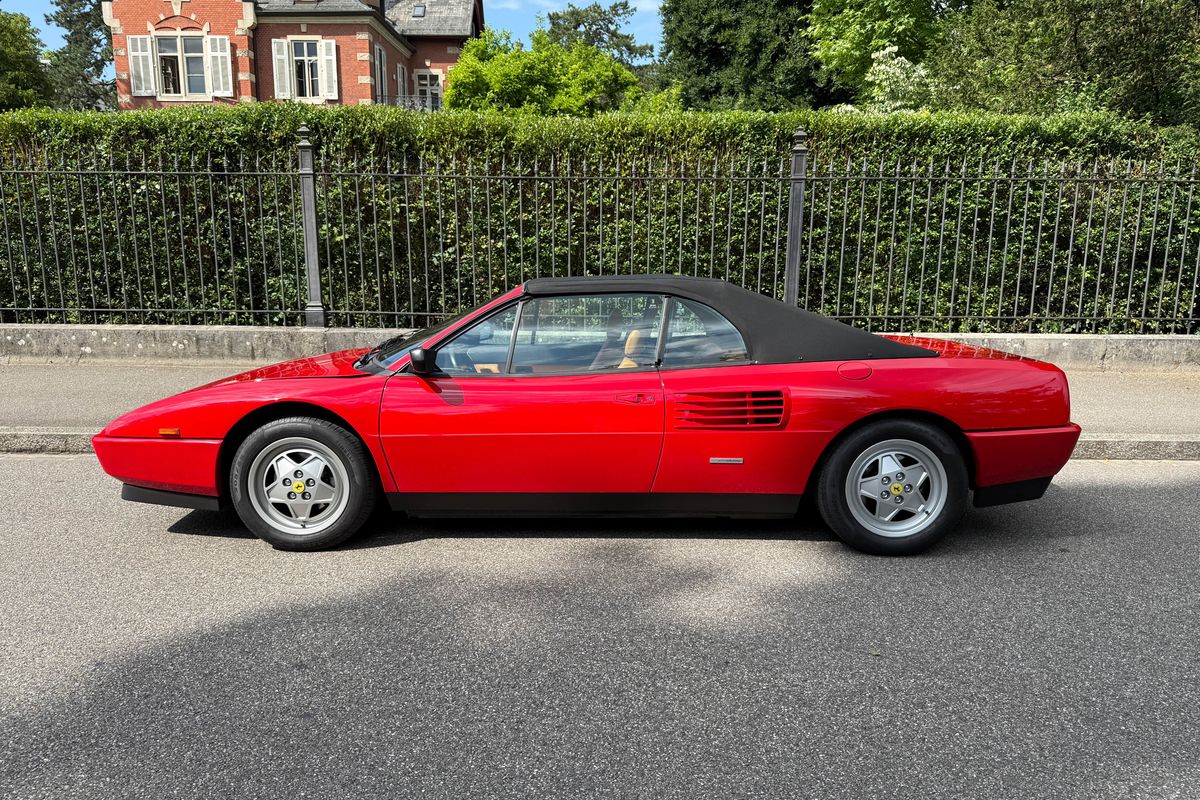 Ferrari Mondial T Cabriolet
