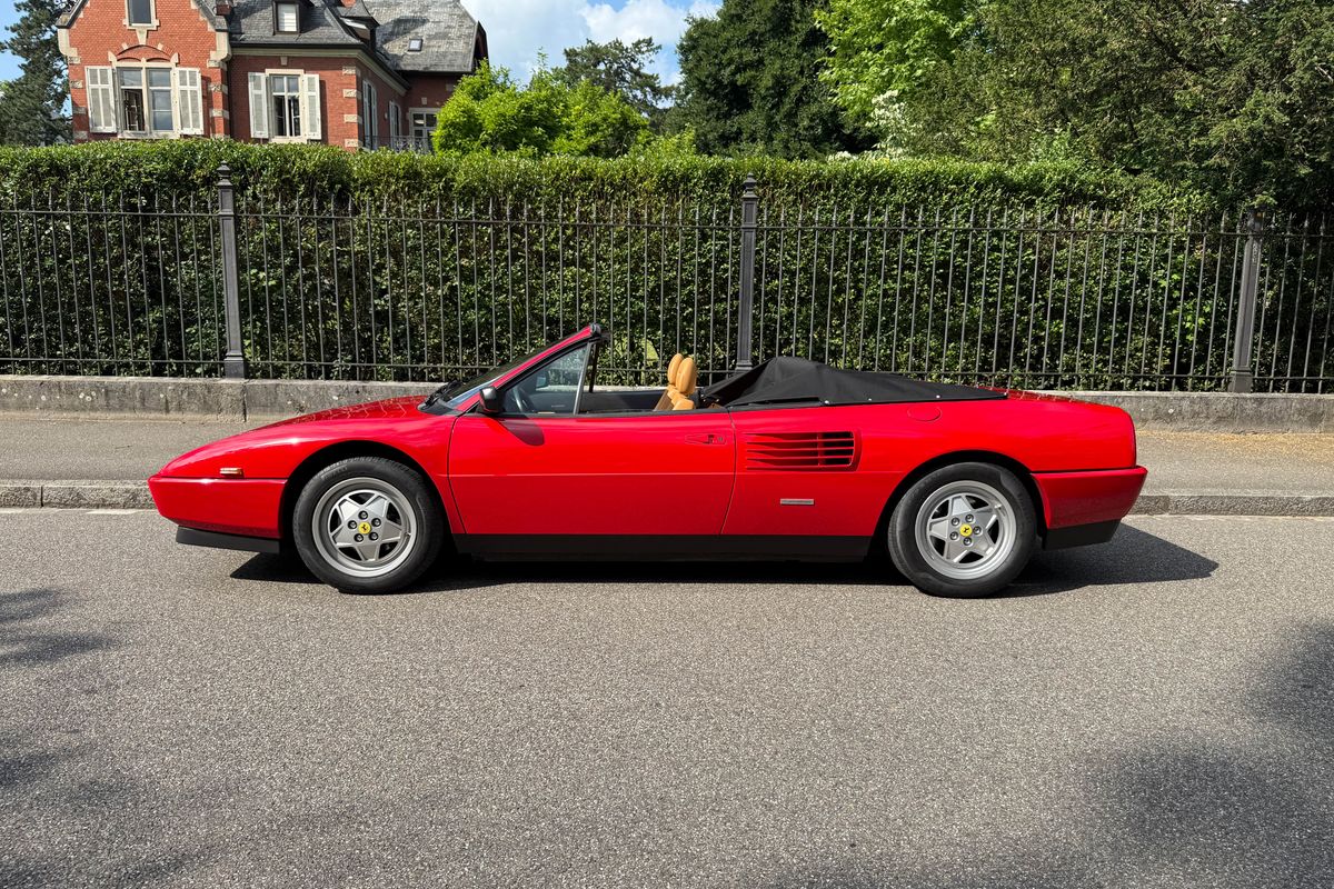 Ferrari Mondial T Cabriolet