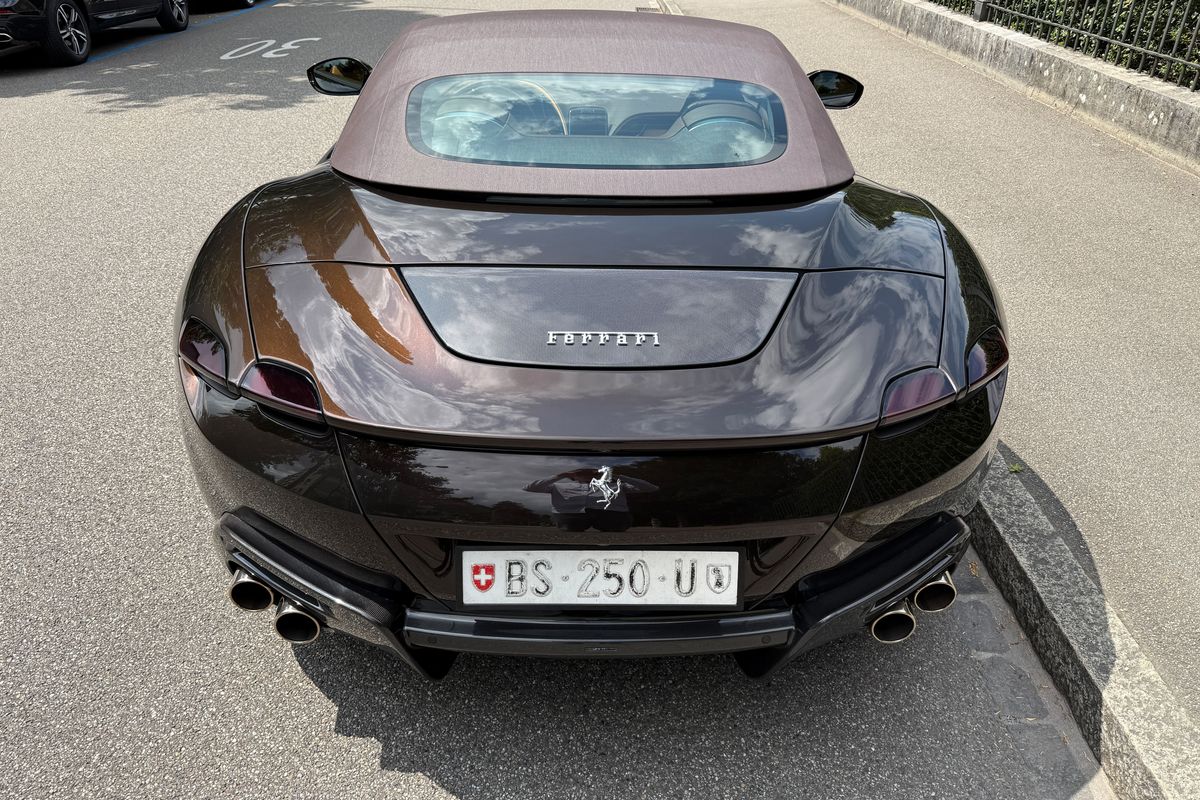 Ferrari Roma Spider
