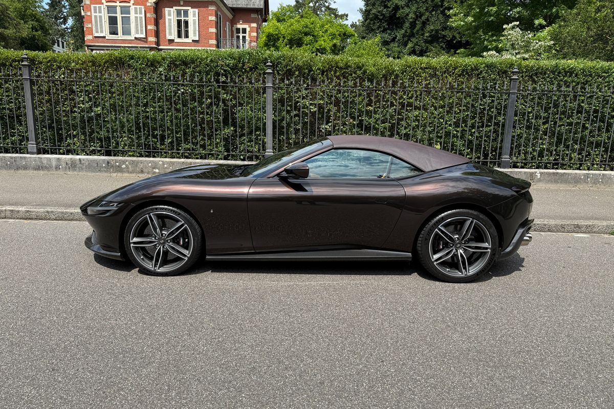 Ferrari Roma Spider