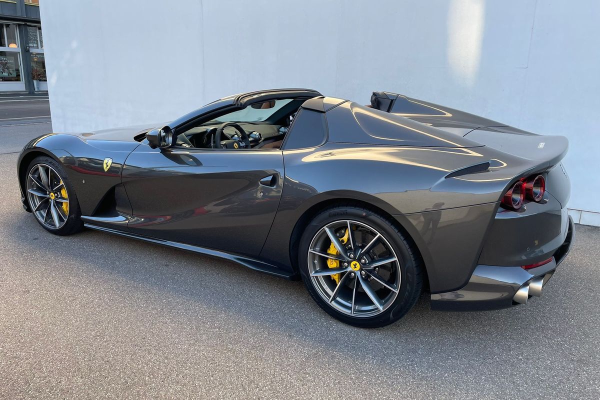 Ferrari 812 GTS