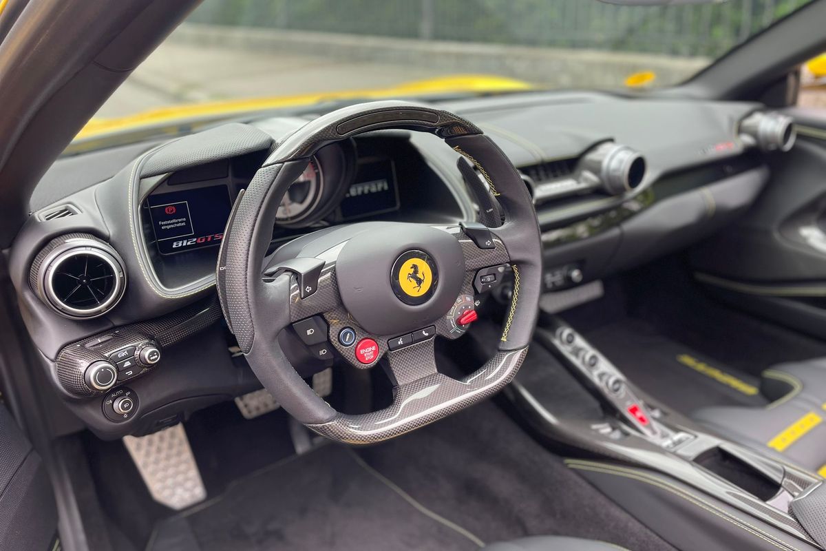 Ferrari 812 GTS