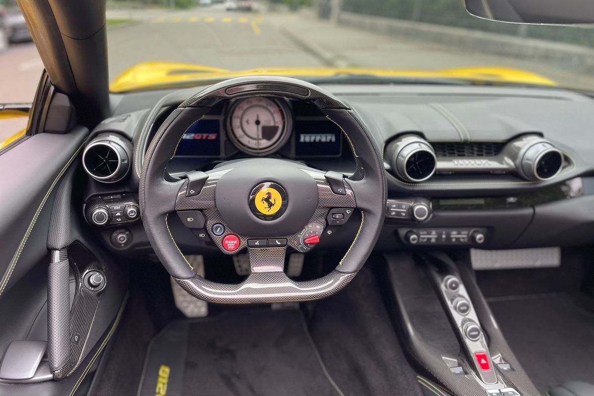 Ferrari 812 GTS