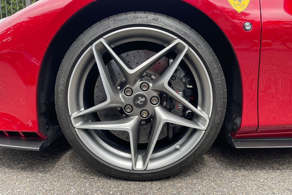 Ferrari F8 Spider