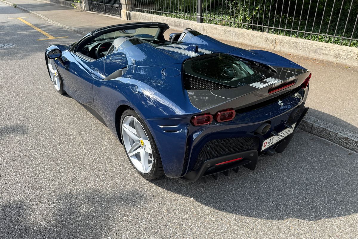 Ferrari SF90 Spider "Assetto Fiorano"