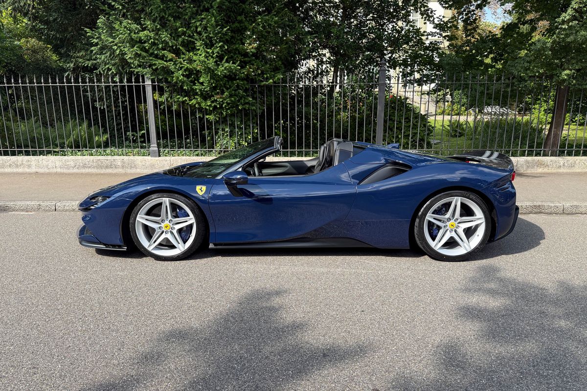 Ferrari SF90 Spider "Assetto Fiorano"