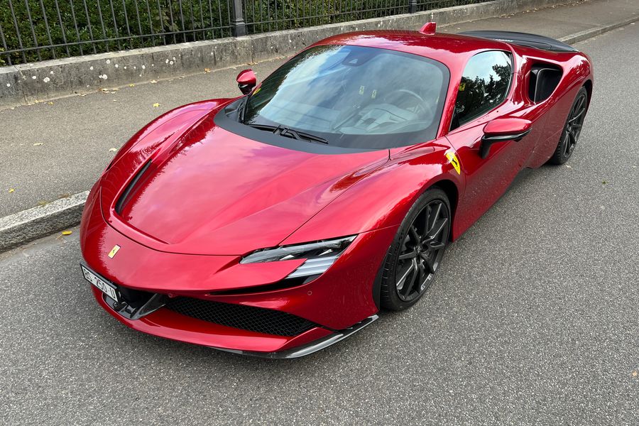 /en/stock/previously-sold/details/ferrari-sf90-stradale-assetto-fiorano/602