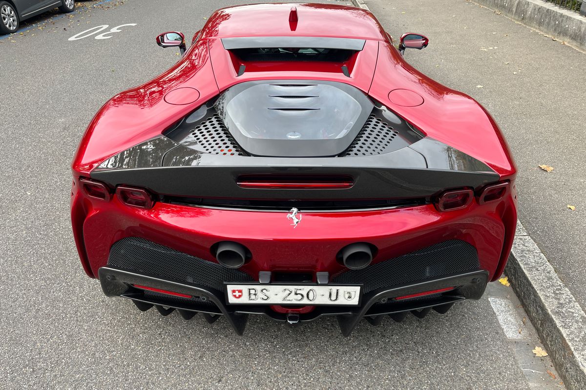 Ferrari SF90 Stradale "Assetto Fiorano"