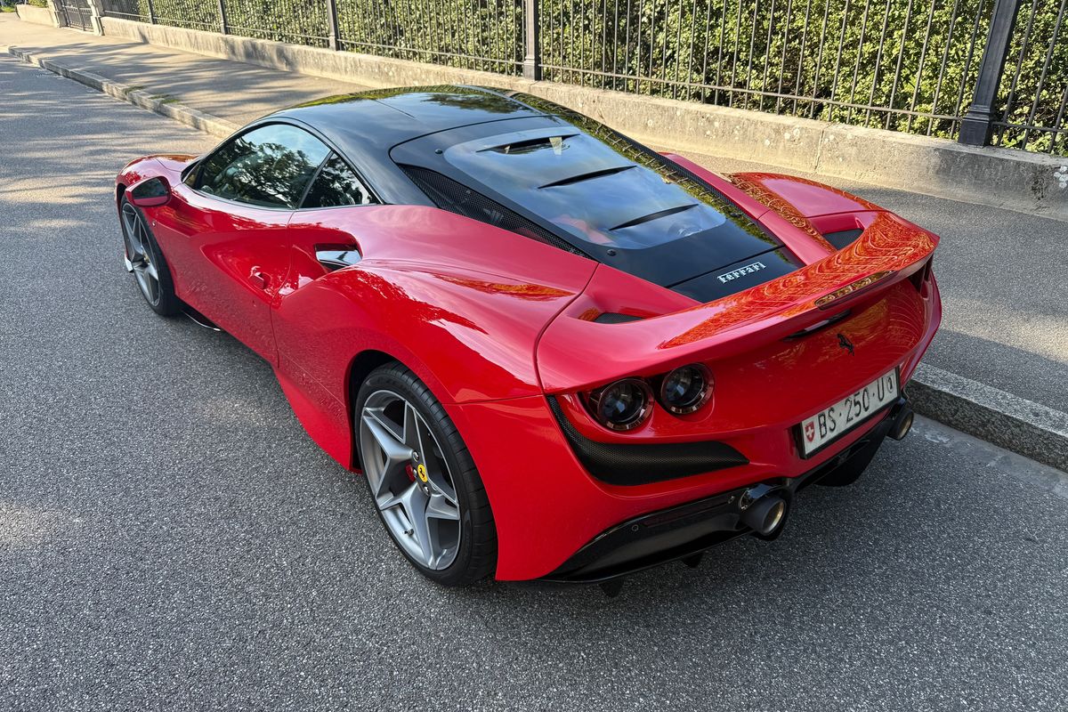 Ferrari F8 Tributo