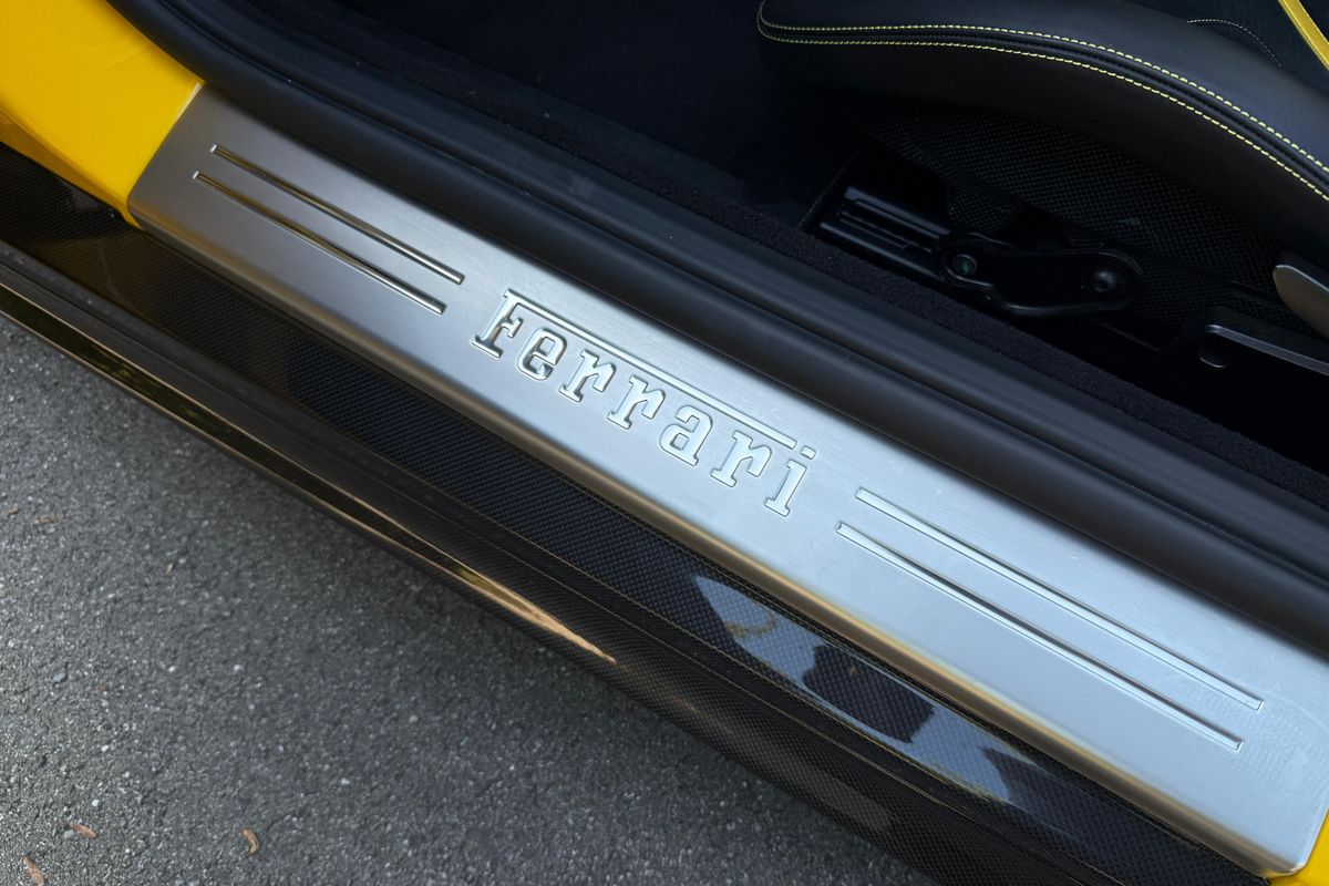 Ferrari 812 GTS