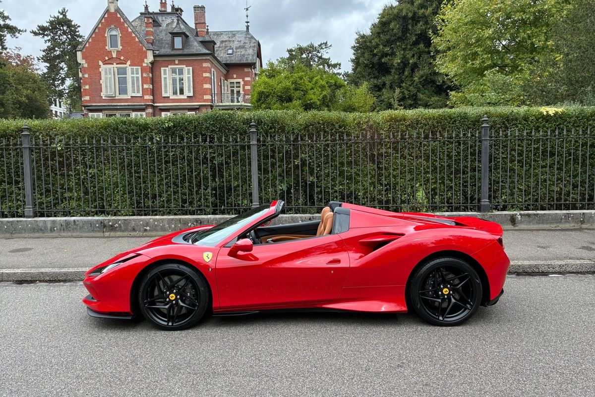 Ferrari F8 Spider