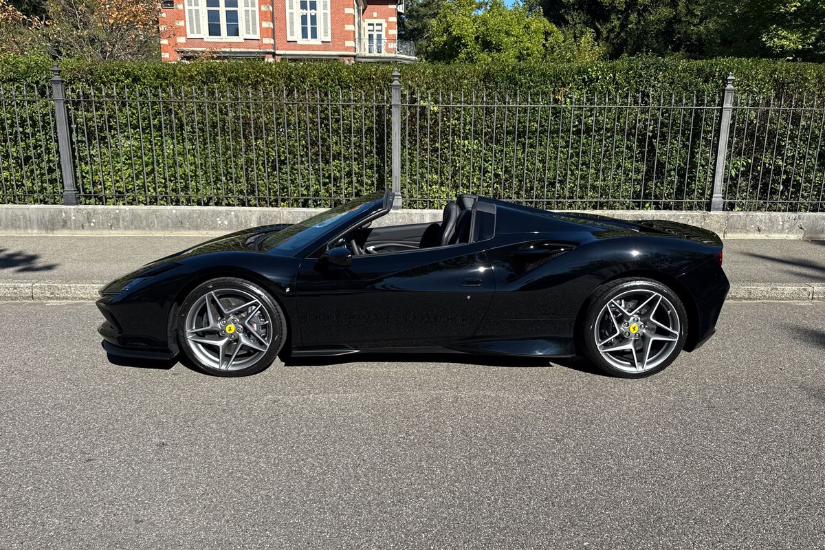 Ferrari F8 Spider