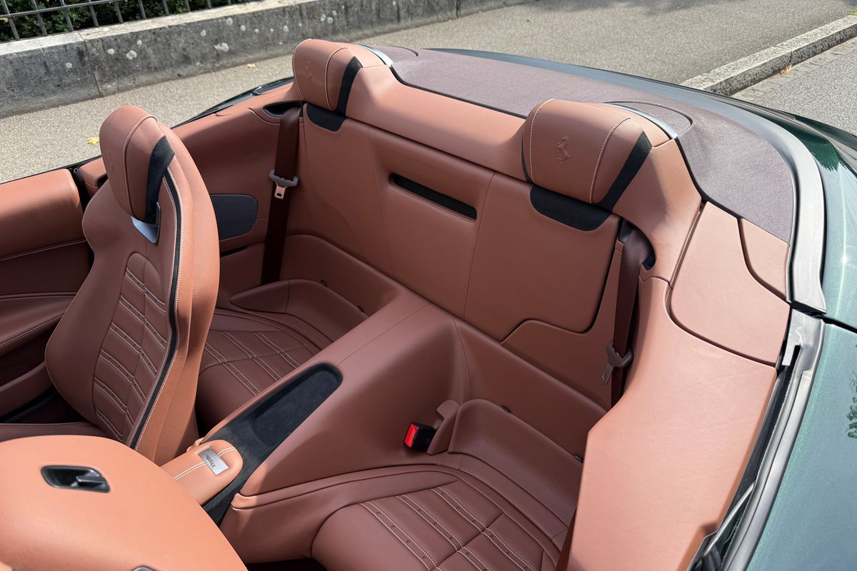 Ferrari Roma Spider
