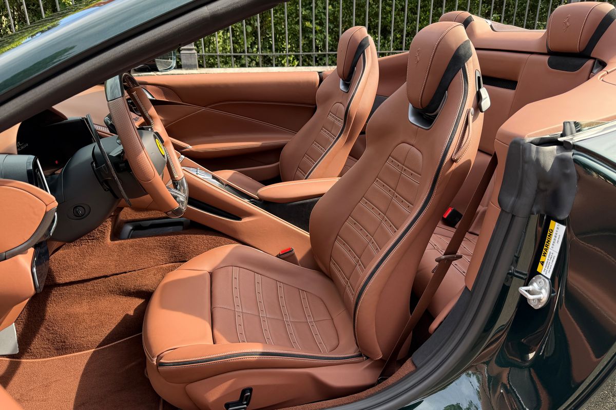 Ferrari Roma Spider