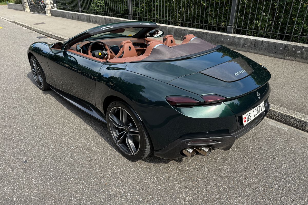 Ferrari Roma Spider