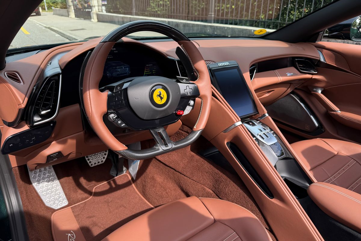 Ferrari Roma Spider