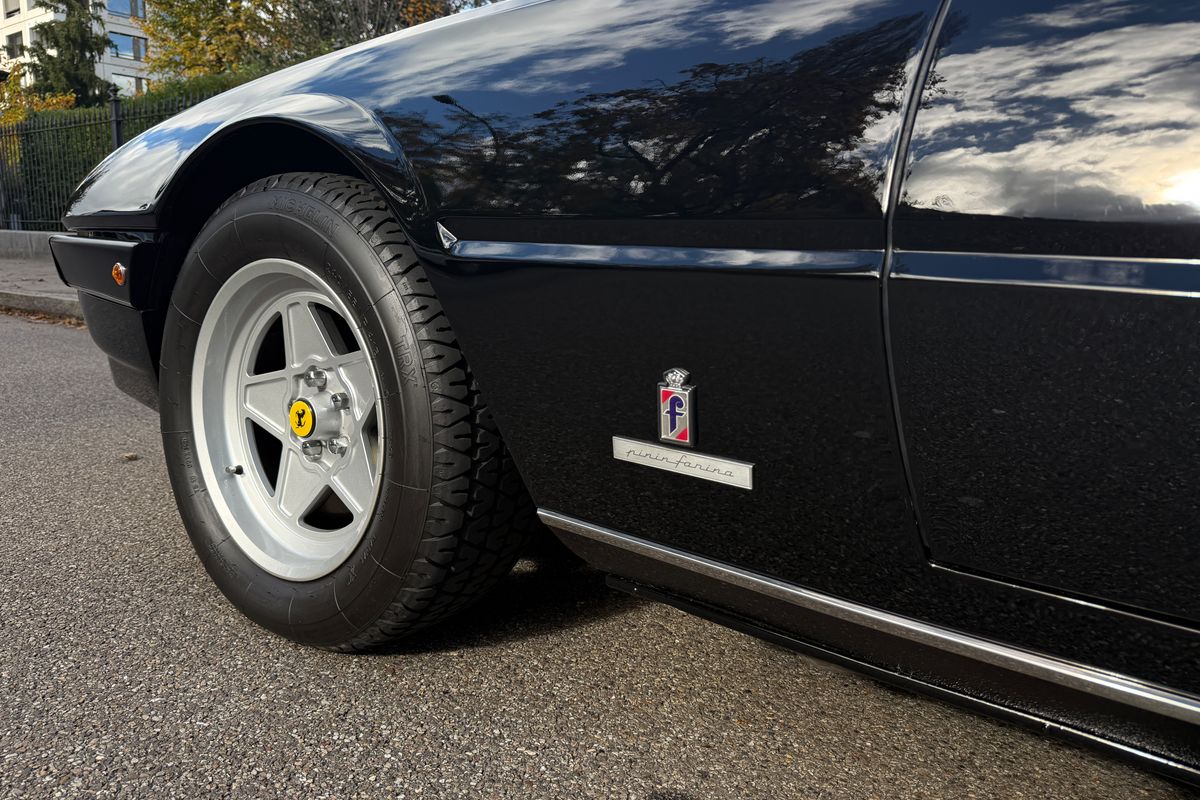 Ferrari 400i
