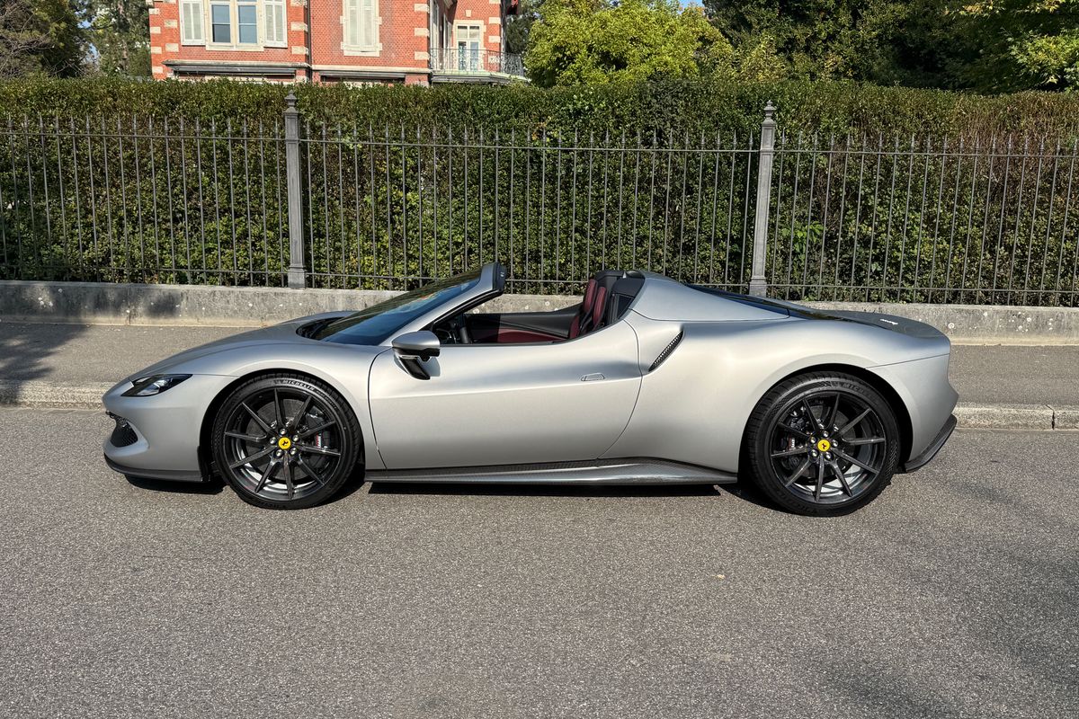 Ferrari 296 GTS