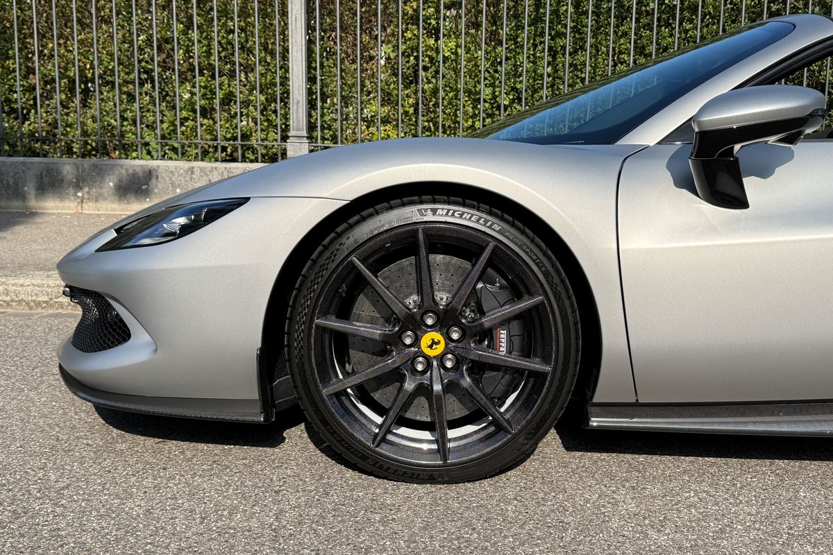 Ferrari 296 GTS
