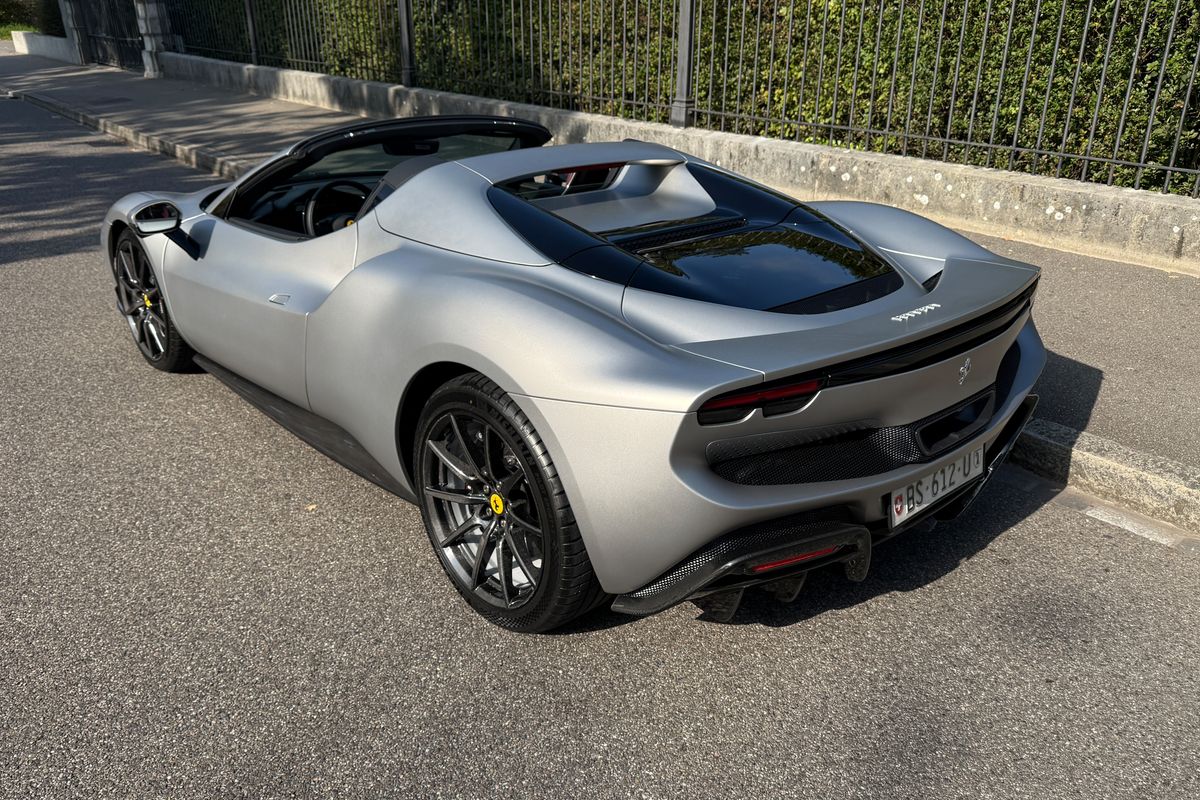 Ferrari 296 GTS