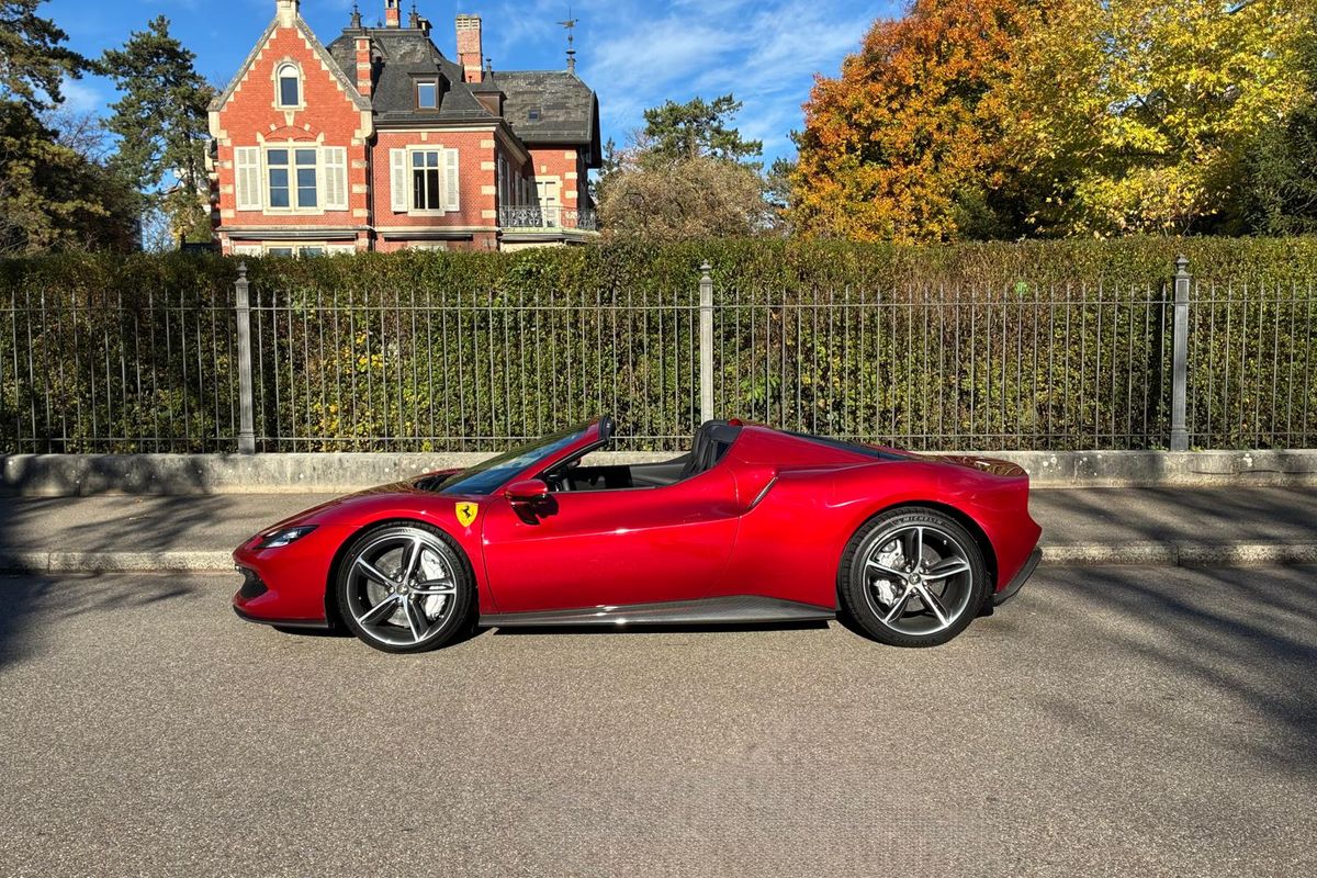 Ferrari 296 GTS