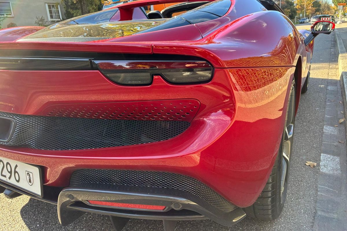 Ferrari 296 GTS
