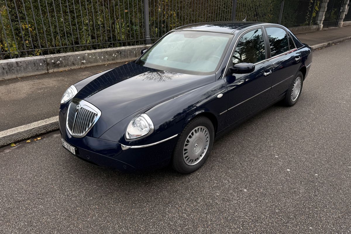 Lancia Thesis 3.2 V6