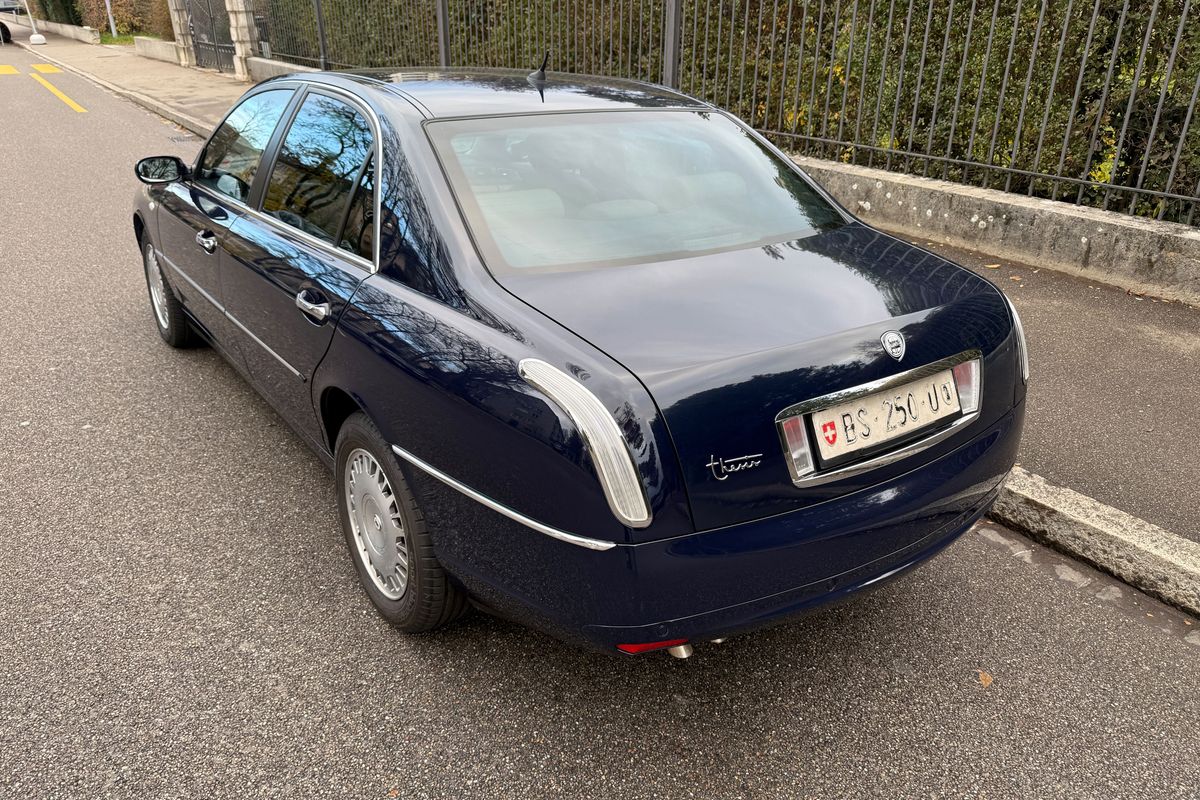 Lancia Thesis 3.2 V6