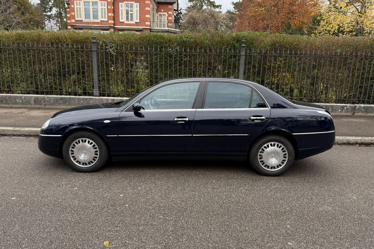 Lancia Thesis 3.2 V6