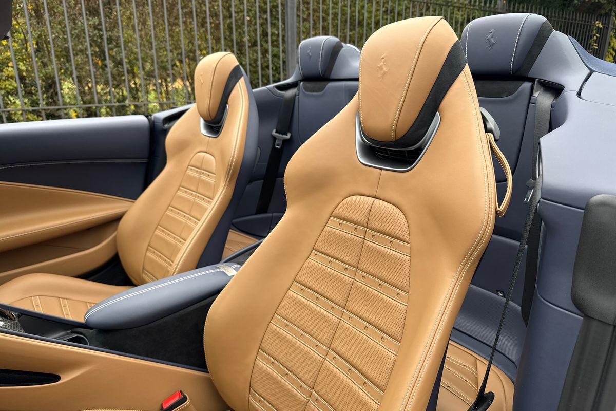 Ferrari Roma Spider